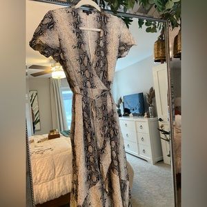 William B snake print dress Size medium